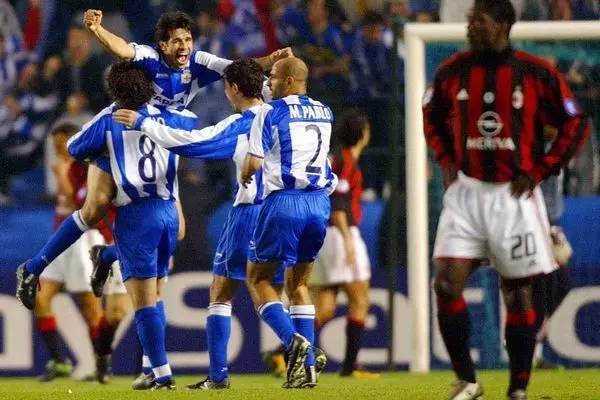  国际米兰主场逆转佛罗伦萨，劳塔罗补时双响  