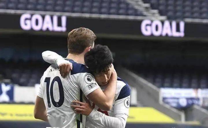  热刺核心凯恩达成英超百球里程碑  