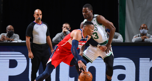  布伦瑞克深陷升降机魔咒,卡拉曼空砍两球无力回天