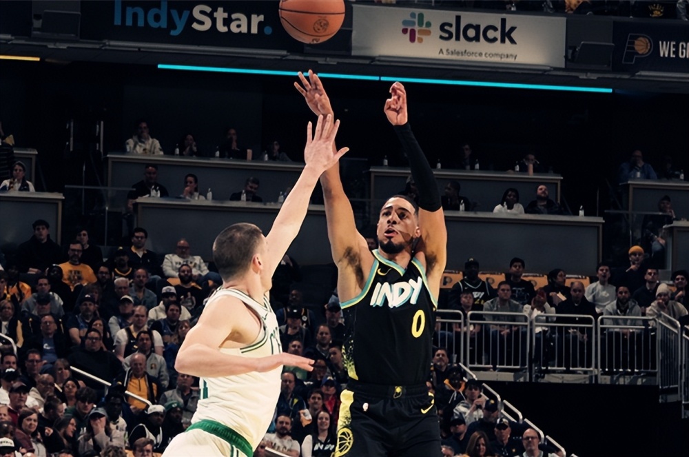  步行者哈利伯顿妙传不断，激活全队击败活塞